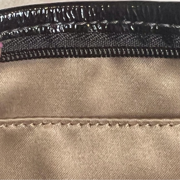 Coach Madison Horse & Carriage Pleated Op Art Wristlet Clutch — Classic Jacquard - Picture 10 of 14